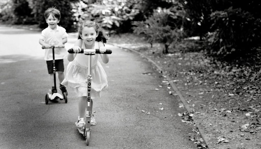 Fun Relaxed Family Portraits in Milton Keynes